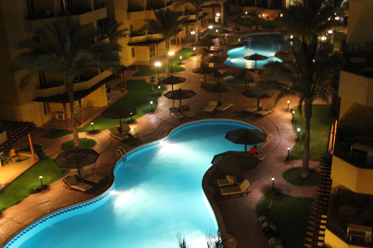 Pool View Apartment At British Resort - Unit 02 Hurghada Exteriör bild